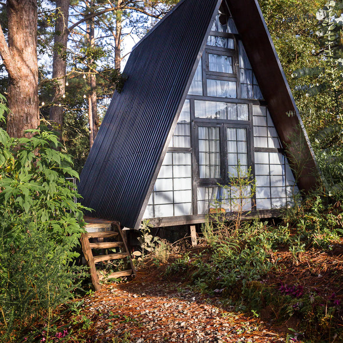 Design Your Dream Off-Grid Home Comfort and Style