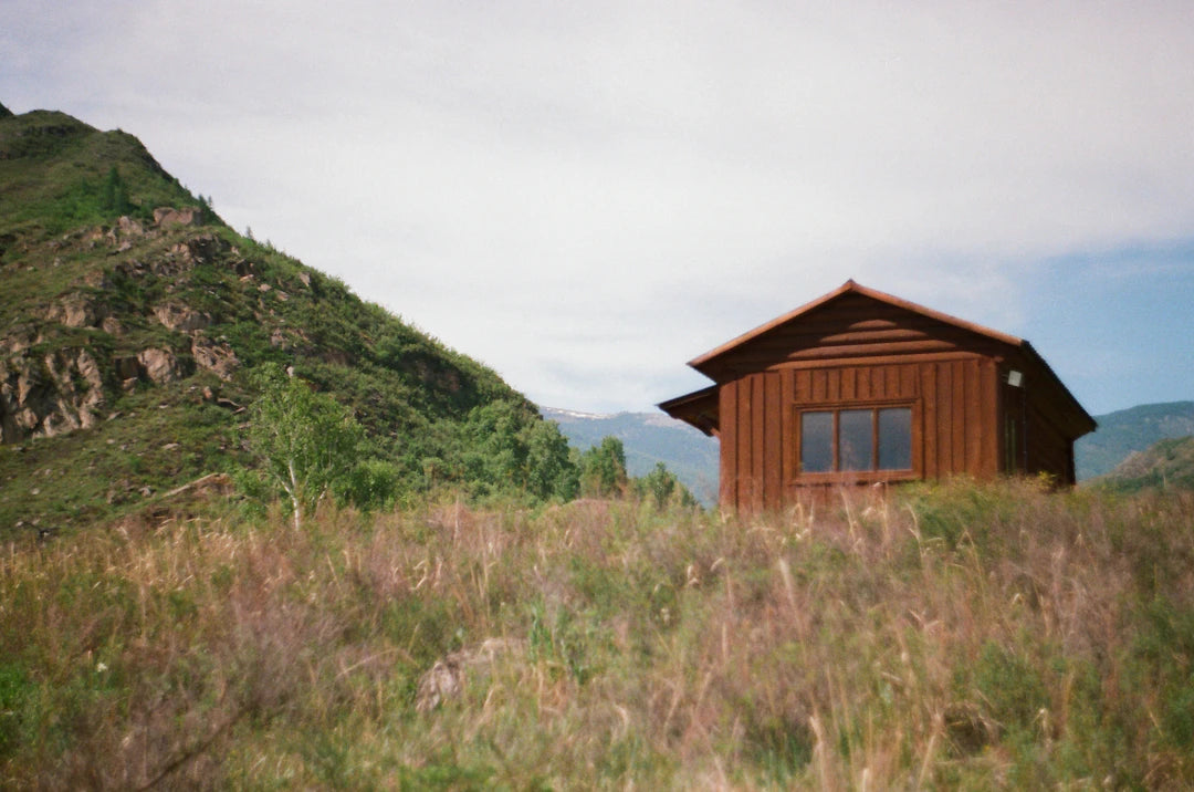 Mastering the Budget for Off-Grid Living